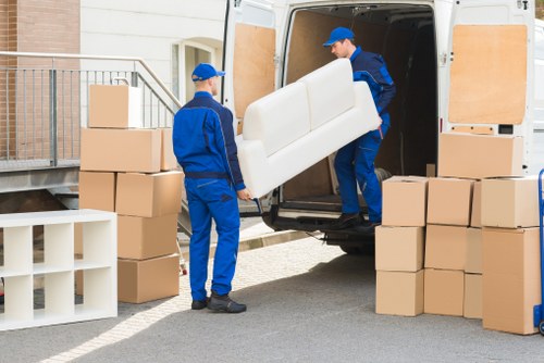 Moving truck service for Lea Bridge residential moves