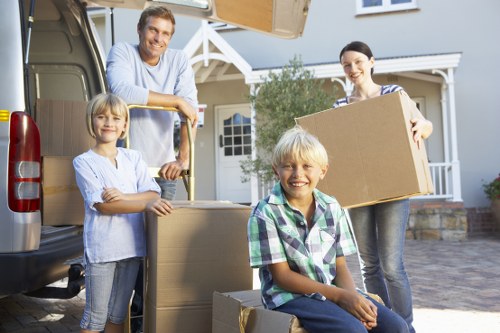 Residential moving service for flats and homes in Lea Bridge